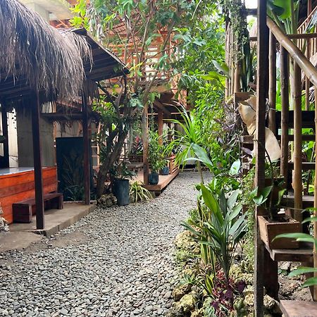 Wave Retreat Hostel General Luna  Εξωτερικό φωτογραφία