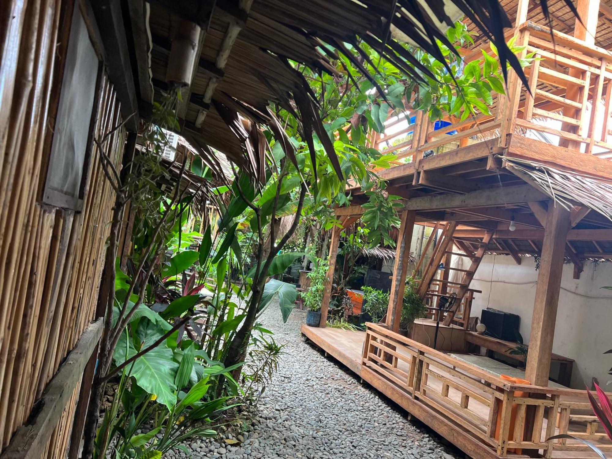 Wave Retreat Hostel General Luna  Εξωτερικό φωτογραφία
